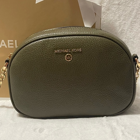 MK Jet Set Charm Small
Pebbled Leather
Crossbody Bag - Picture 7 of 11